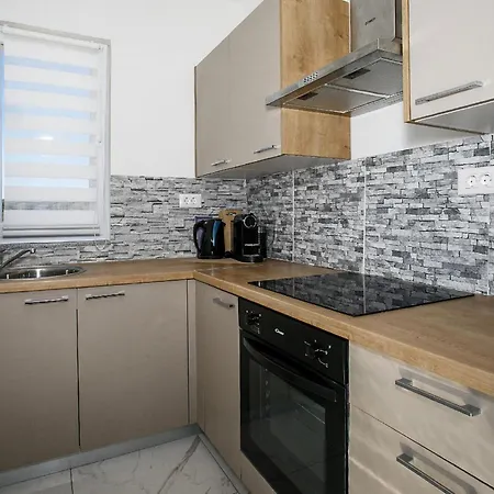 Apartment Amazing In *